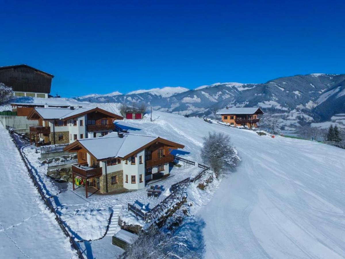 Chalet An Der Piste Капрун Екстериор снимка