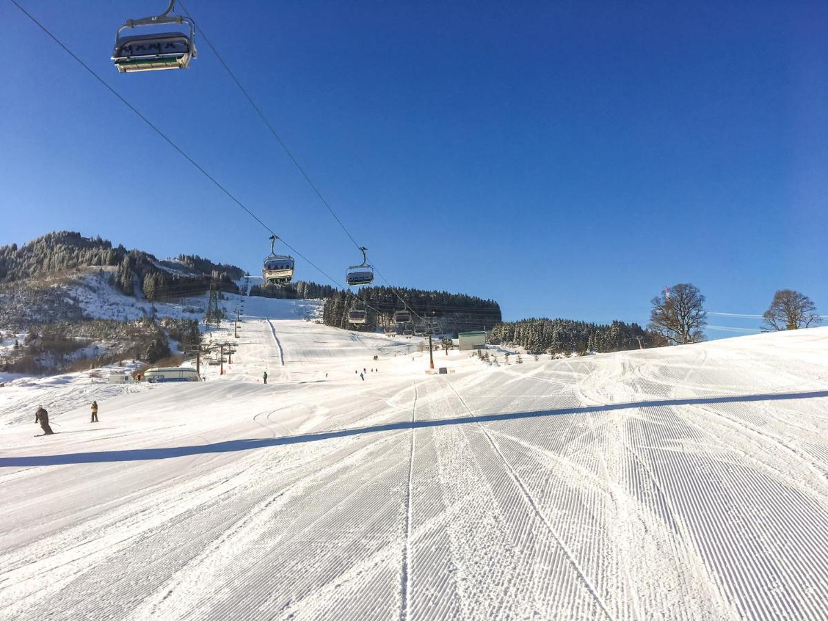 Chalet An Der Piste Капрун Екстериор снимка