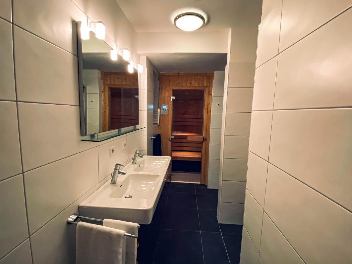 Chalet An Der Piste Капрун Екстериор снимка