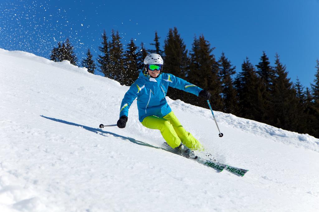Chalet An Der Piste Капрун Екстериор снимка