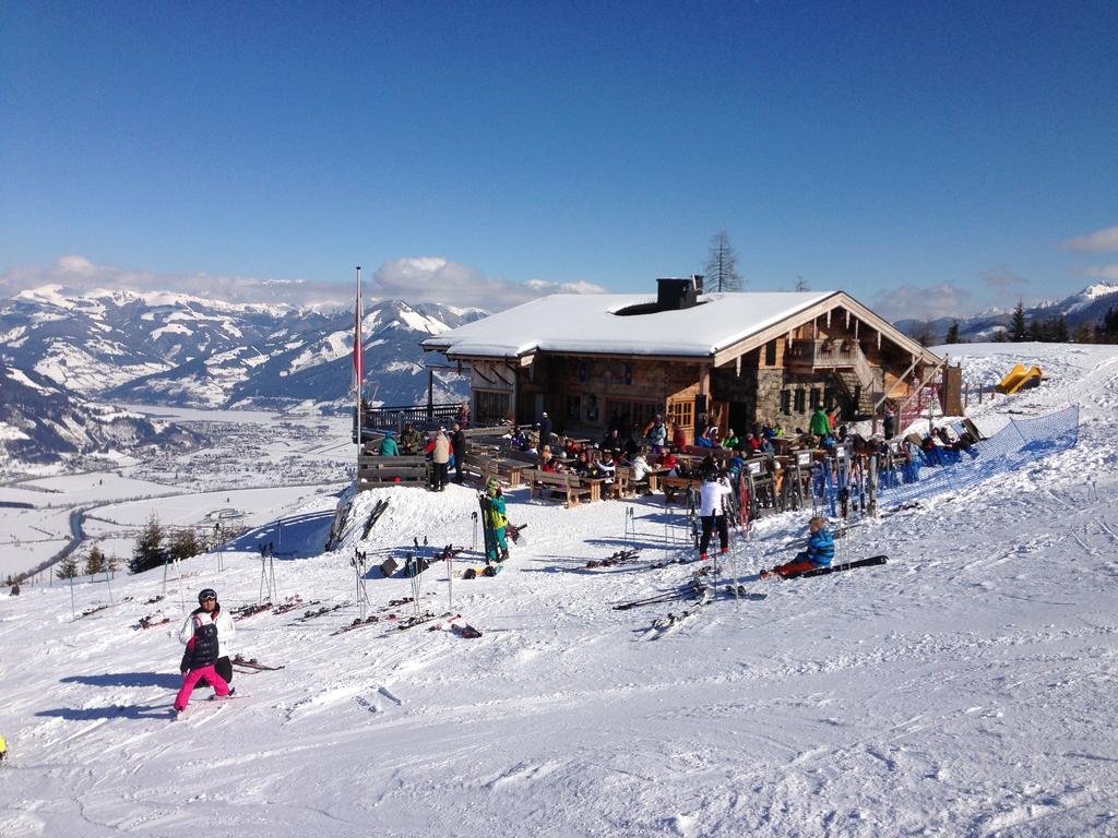 Chalet An Der Piste Капрун Екстериор снимка
